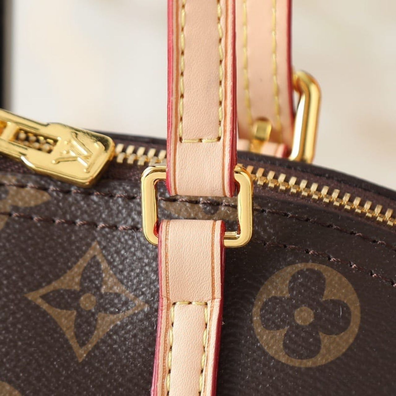 Louis Vuitton Squire East West 29cm M28953 - Image 9