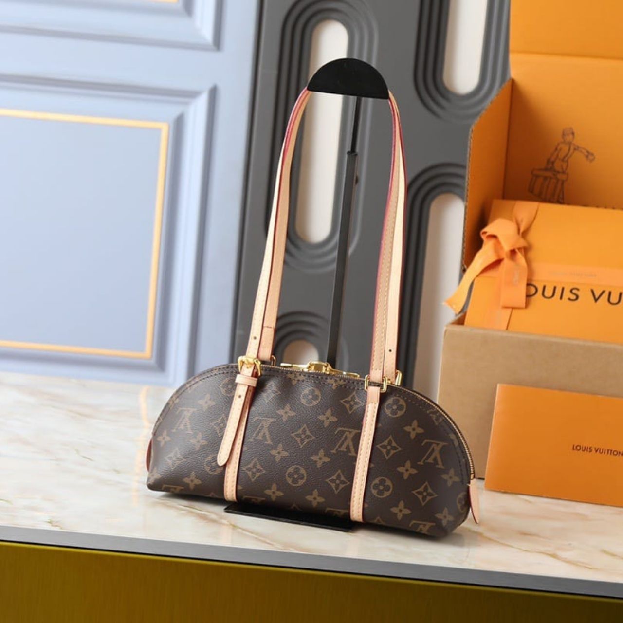 Louis Vuitton Squire East West 29cm M28953 - Image 5