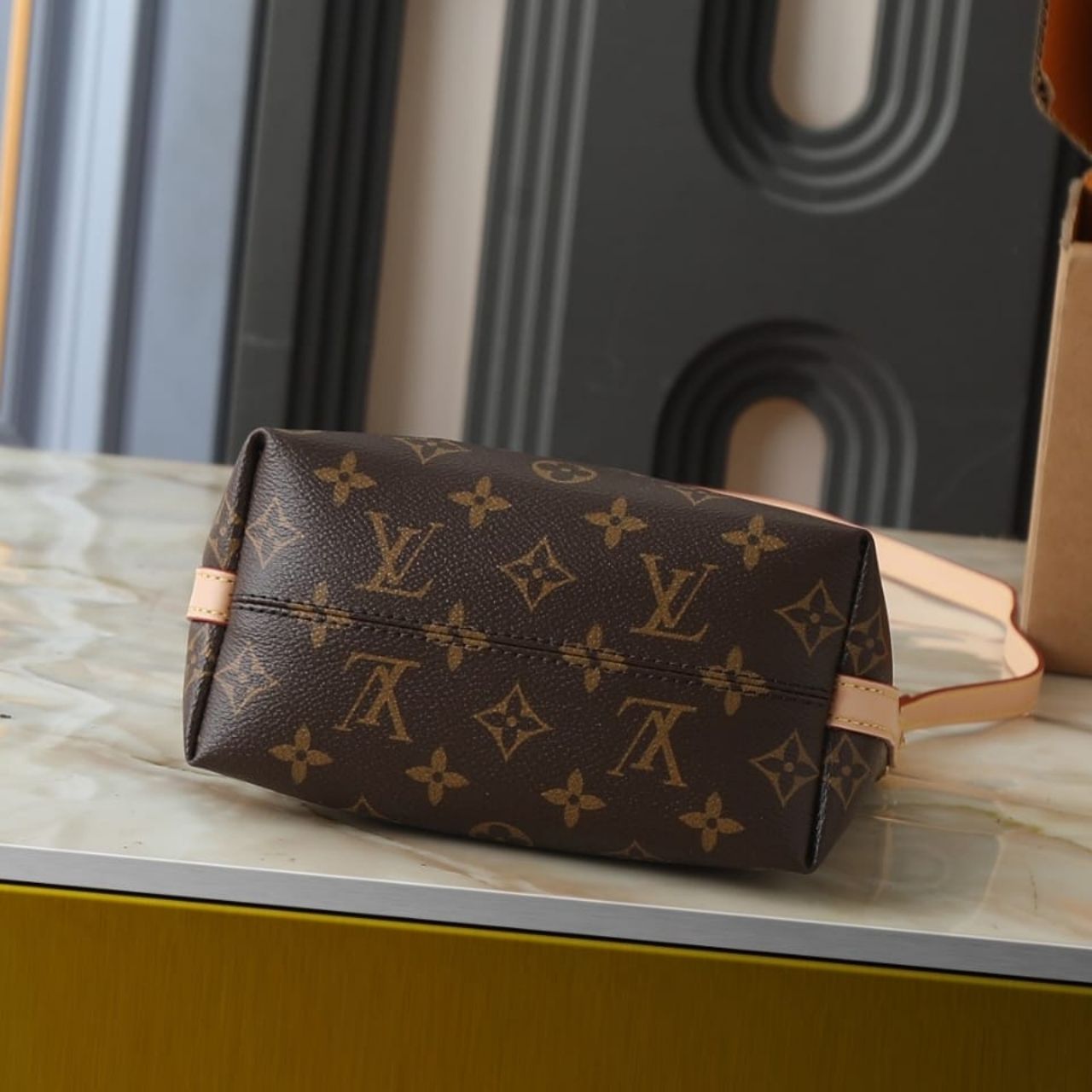 Louis Vuitton Multipass Mini Monogram 18cm M29099 - Image 6