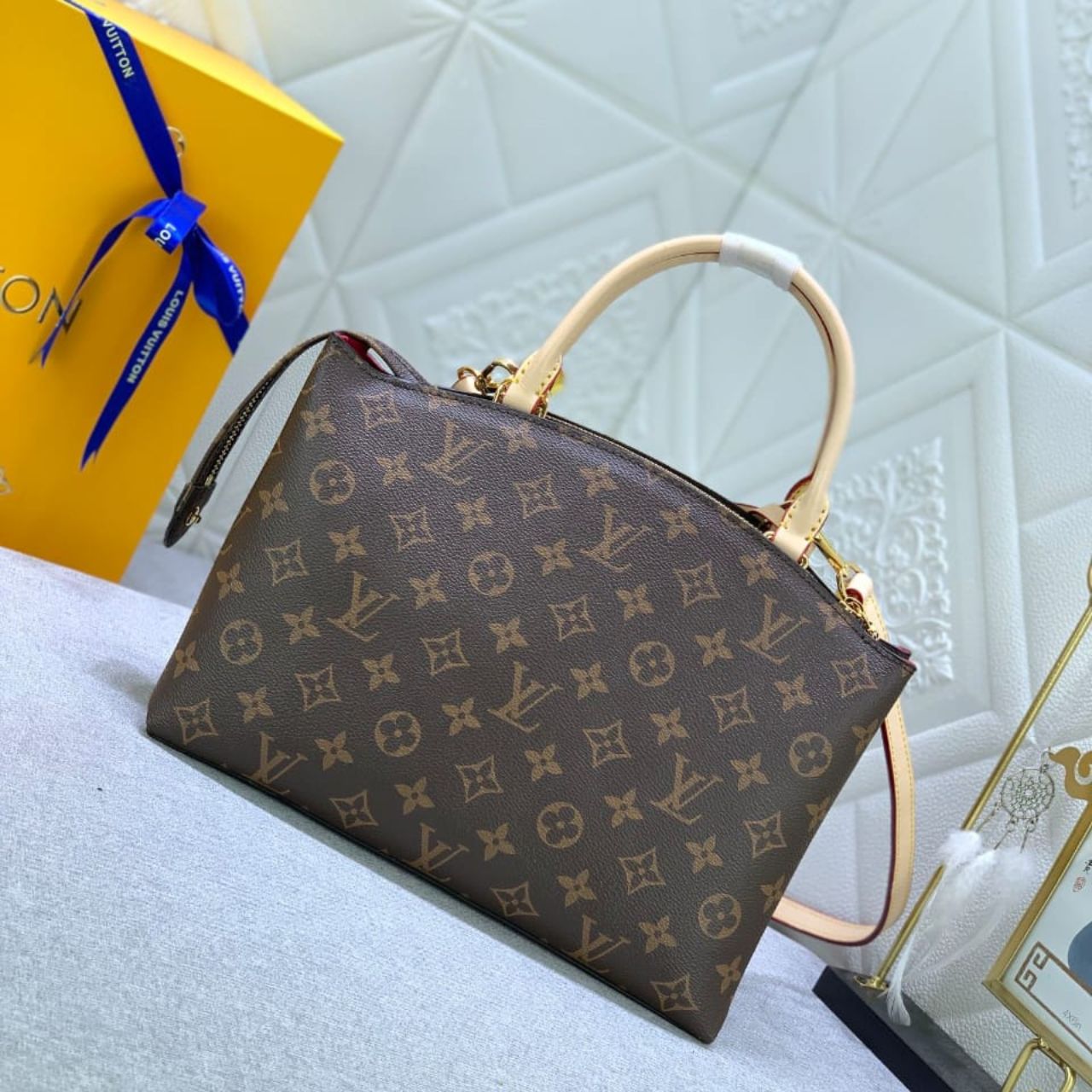 Louis Vuitton Grand Palais 29cm M45898 - Image 5