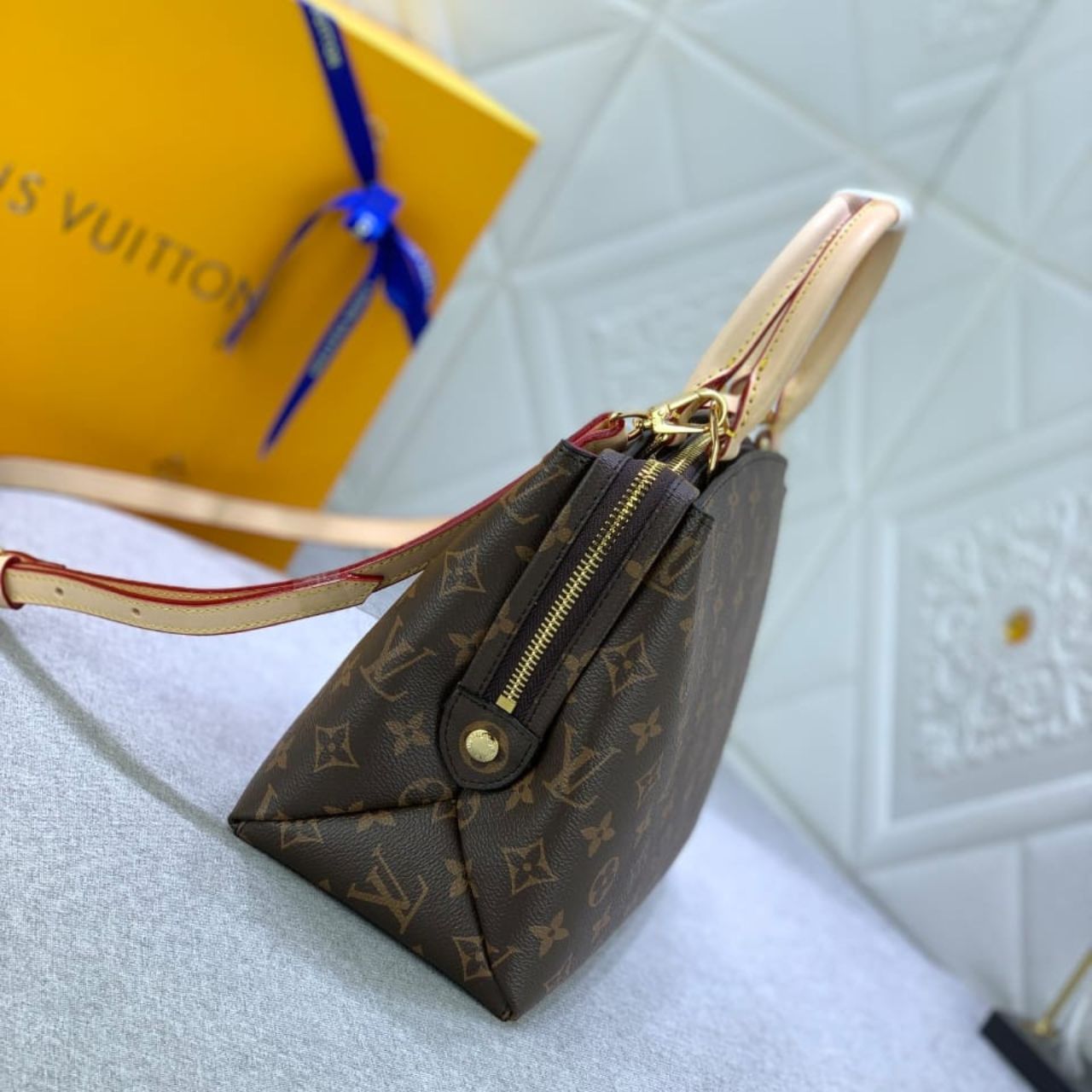 Louis Vuitton Grand Palais 29cm M45898 - Image 4