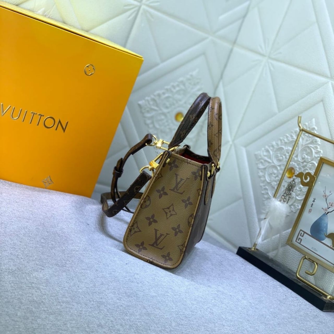 Louis Vuitton OnTheGo PM Monogram And Monogram Reverse 18cm M46373 - Image 5