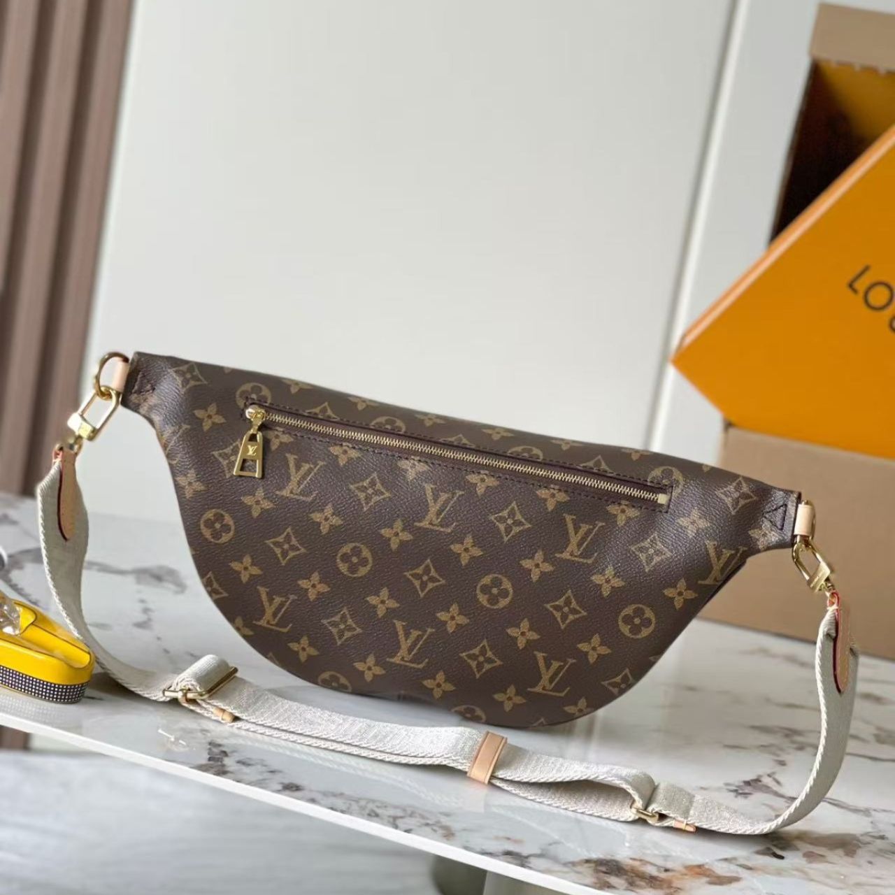 Prestige Edition - Louis Vuitton High Rise Monogram 36cm M46784 - Image 4