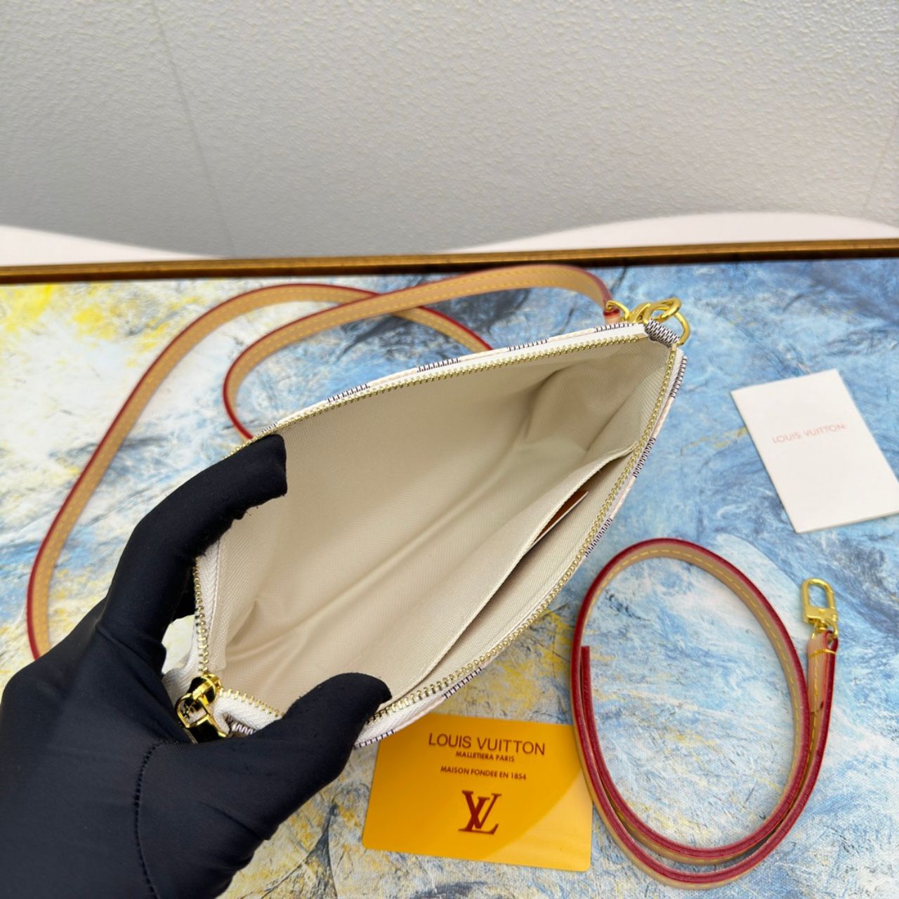 Louis Vuitton Pochette Accessoires Damier Azur 23Cm N40915 - Image 5