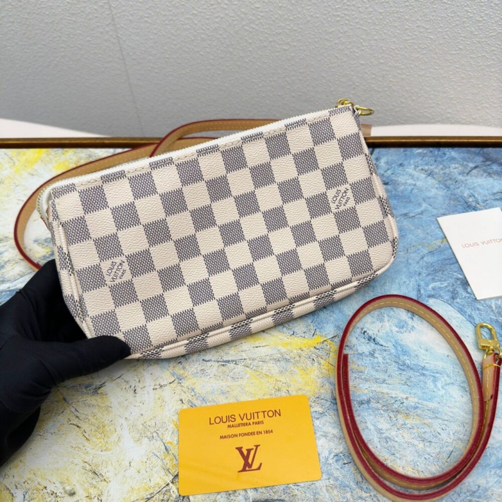 Alternative view of Louis Vuitton Pochette Accessoires Damier Azur 23Cm N40915