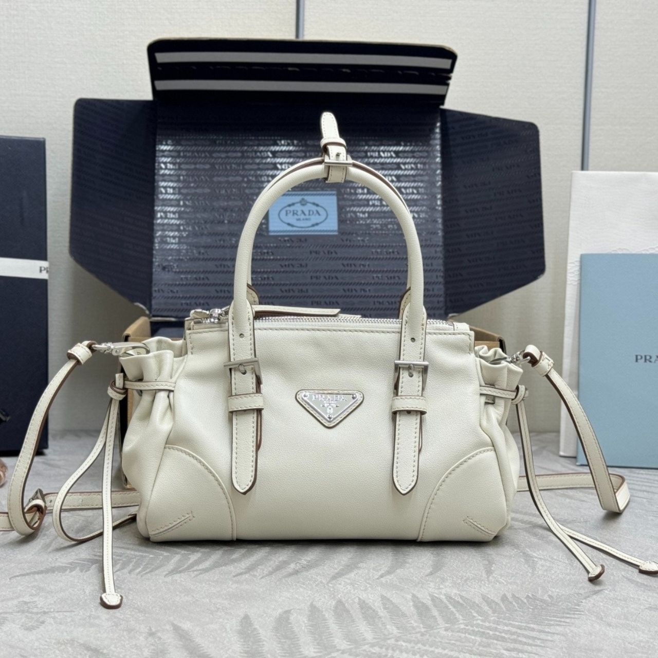 Prada Karin Small Leather Bag White 24Cm 1BA499 2ZQX F0009 V OOO - Image 3