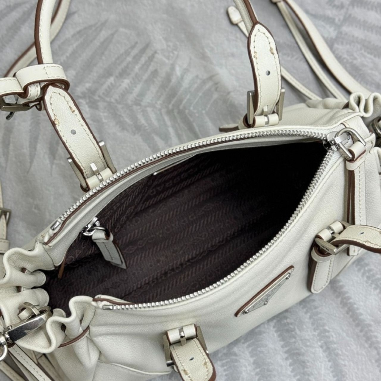 Prada Karin Small Leather Bag White 24Cm 1BA499 2ZQX F0009 V OOO - Image 10