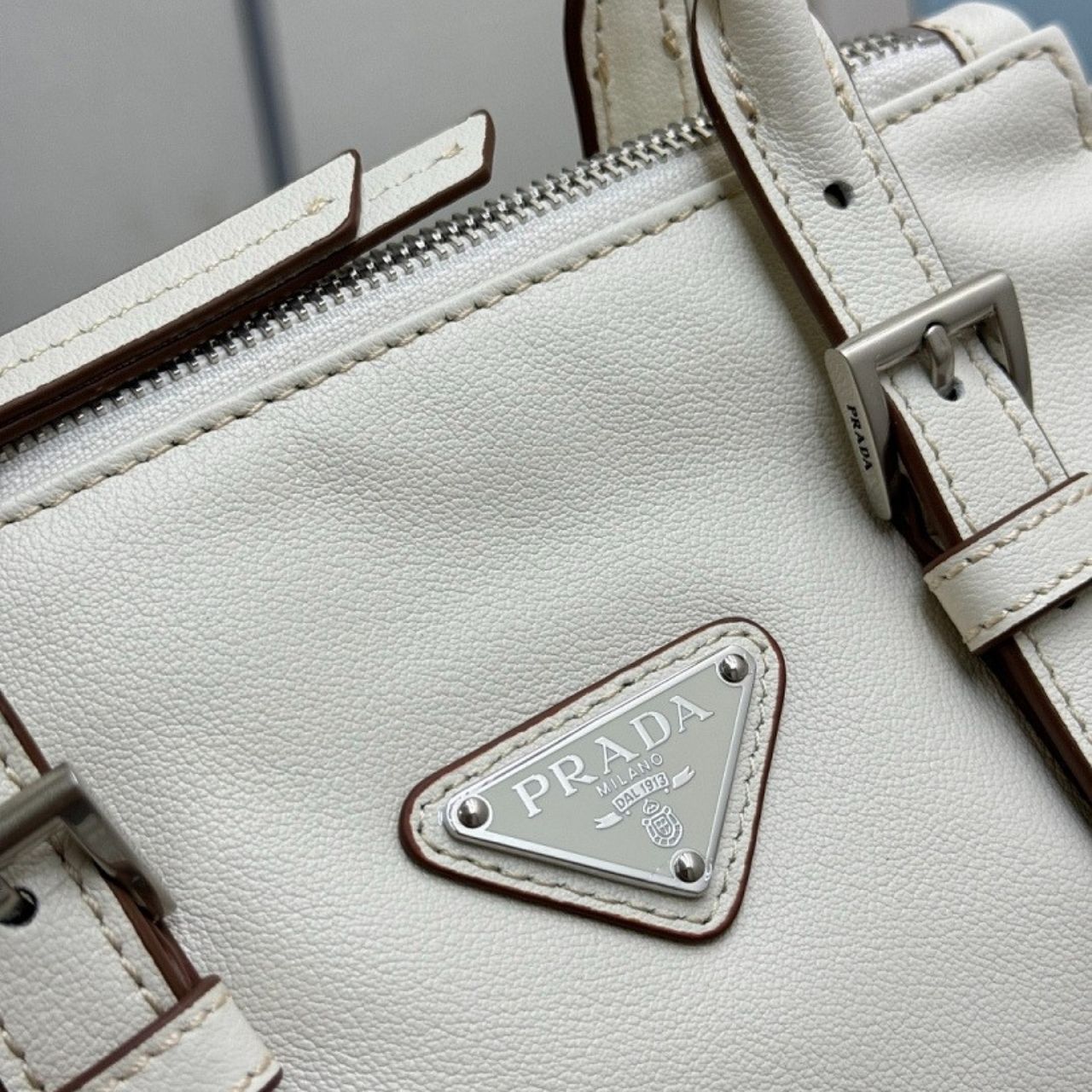 Prada Karin Small Leather Bag White 24Cm 1BA499 2ZQX F0009 V OOO - Image 9
