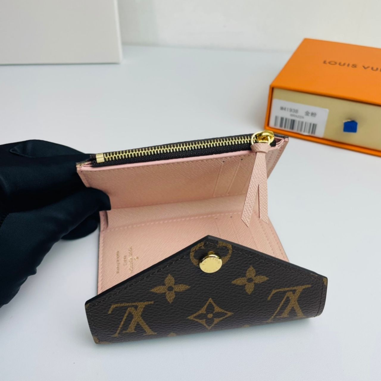 Louis Vuitton Victorine Wallet Monogram 12cm M62472 - Image 9