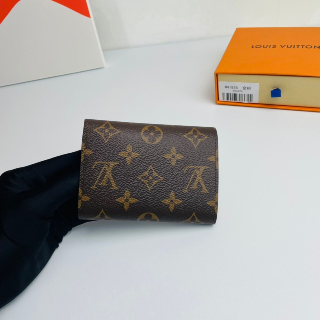 Louis Vuitton Victorine Wallet Monogram 12cm M62472 - Image 4