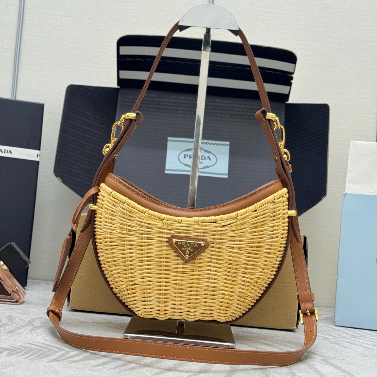 Prada Arque Wicker And Leather Shoulder Bag Natural 22Cm 1BC202 2CYF F0018 V OOO - Image 4
