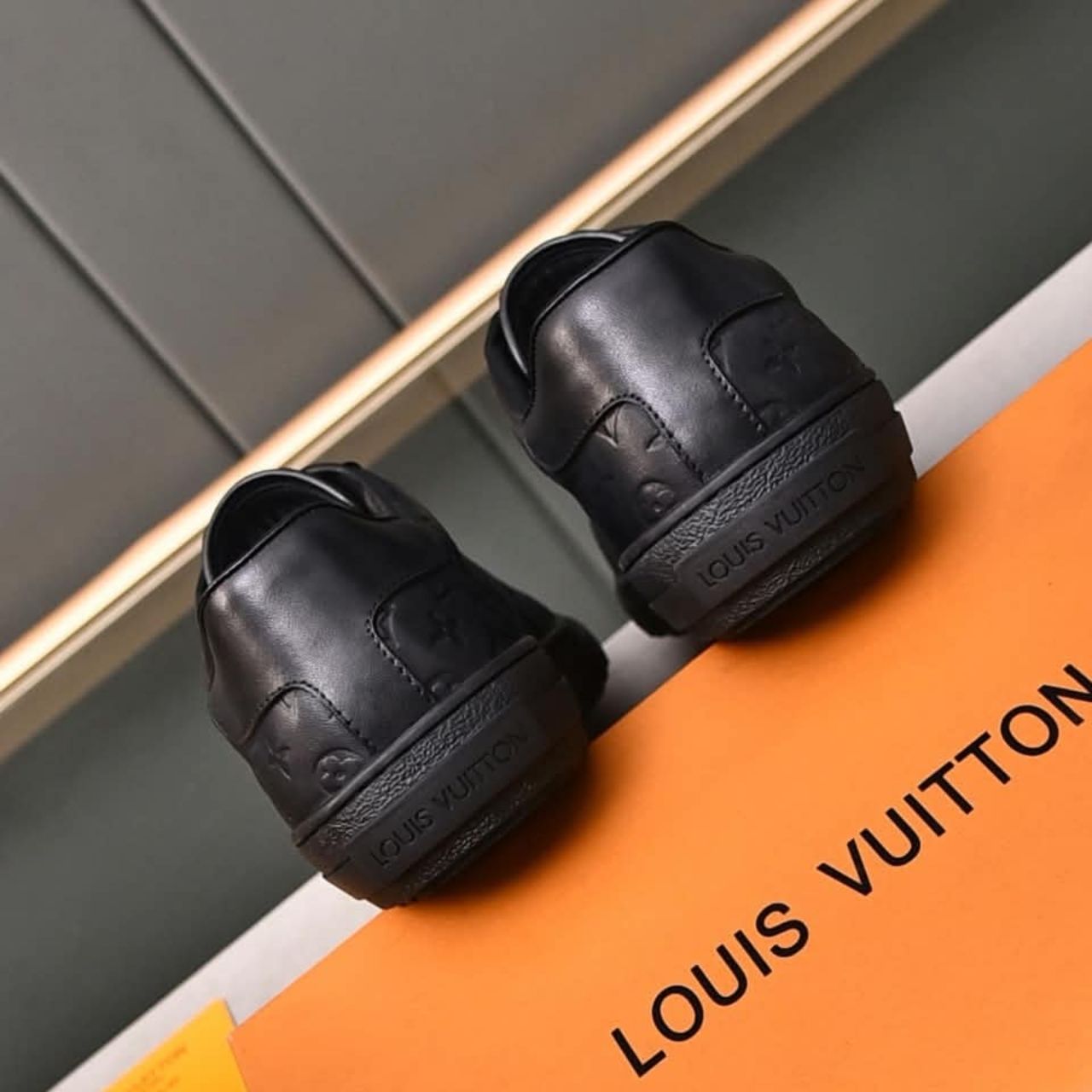 Louis Vuitton Beverly Hills Sneaker Black - Image 4