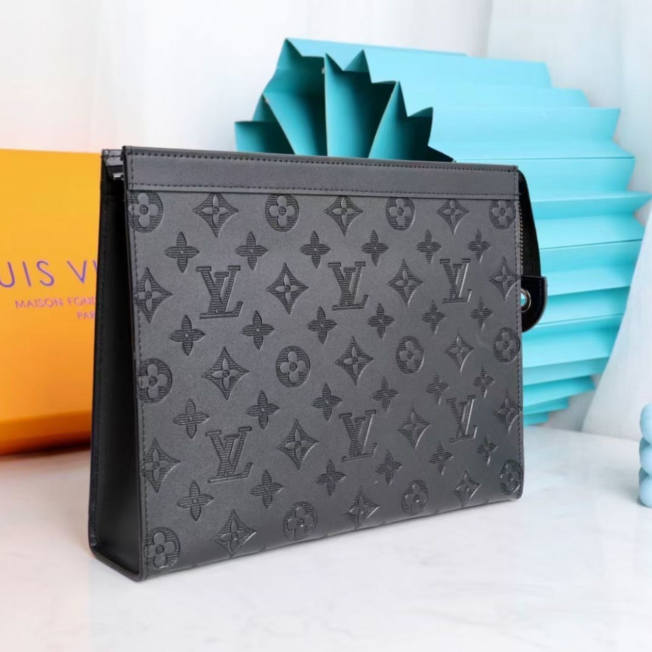 Louis Vuitton To-Go Pochette Monogram Shadow 26cm - Image 5