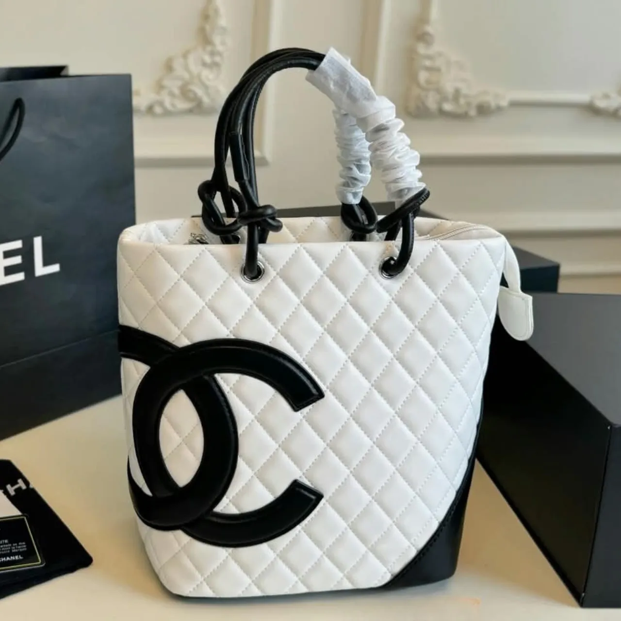 Chanel Cambon Line Medium Tote Bag In White And Black 20cm - Image 2