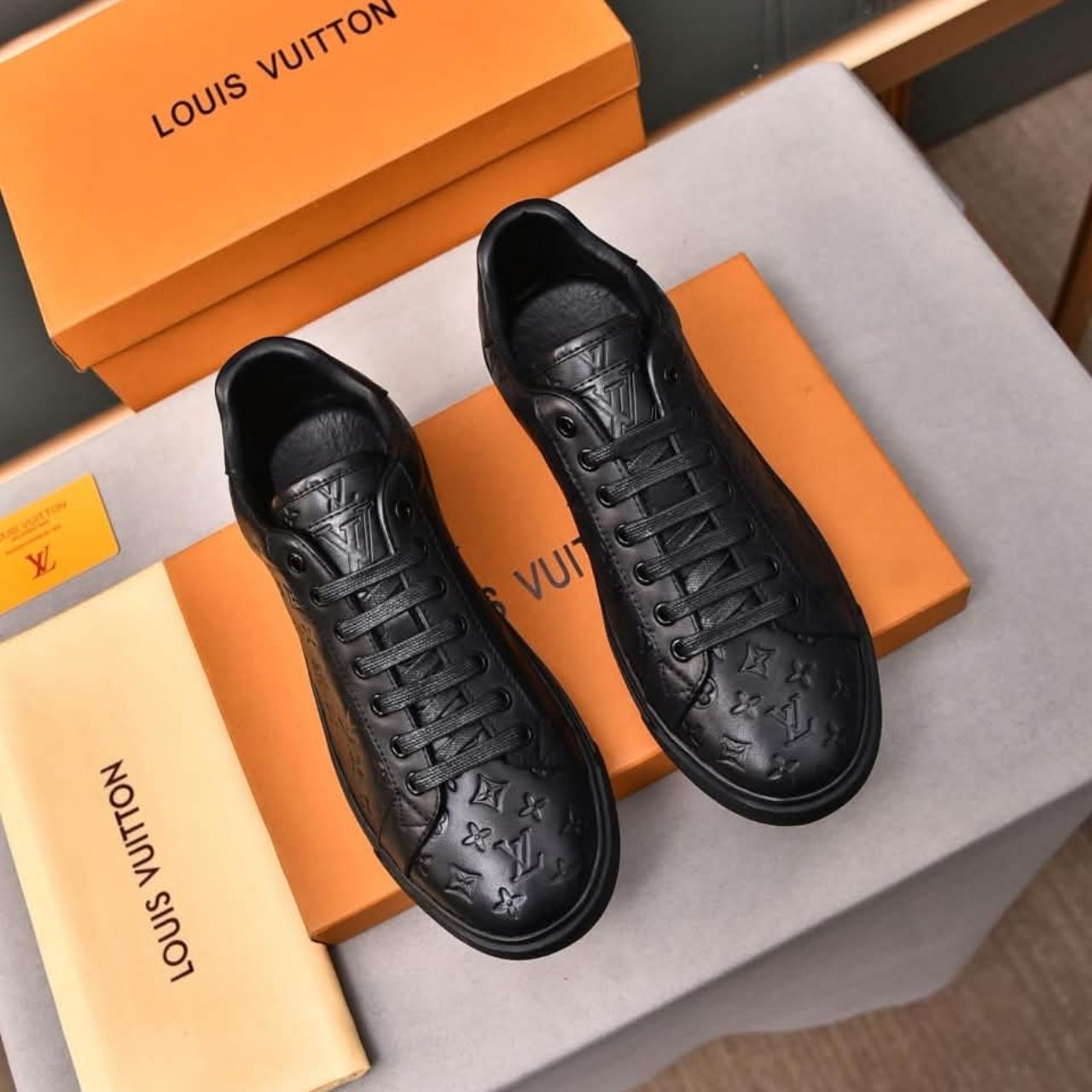 Louis Vuitton Beverly Hills Sneaker Black - Image 3