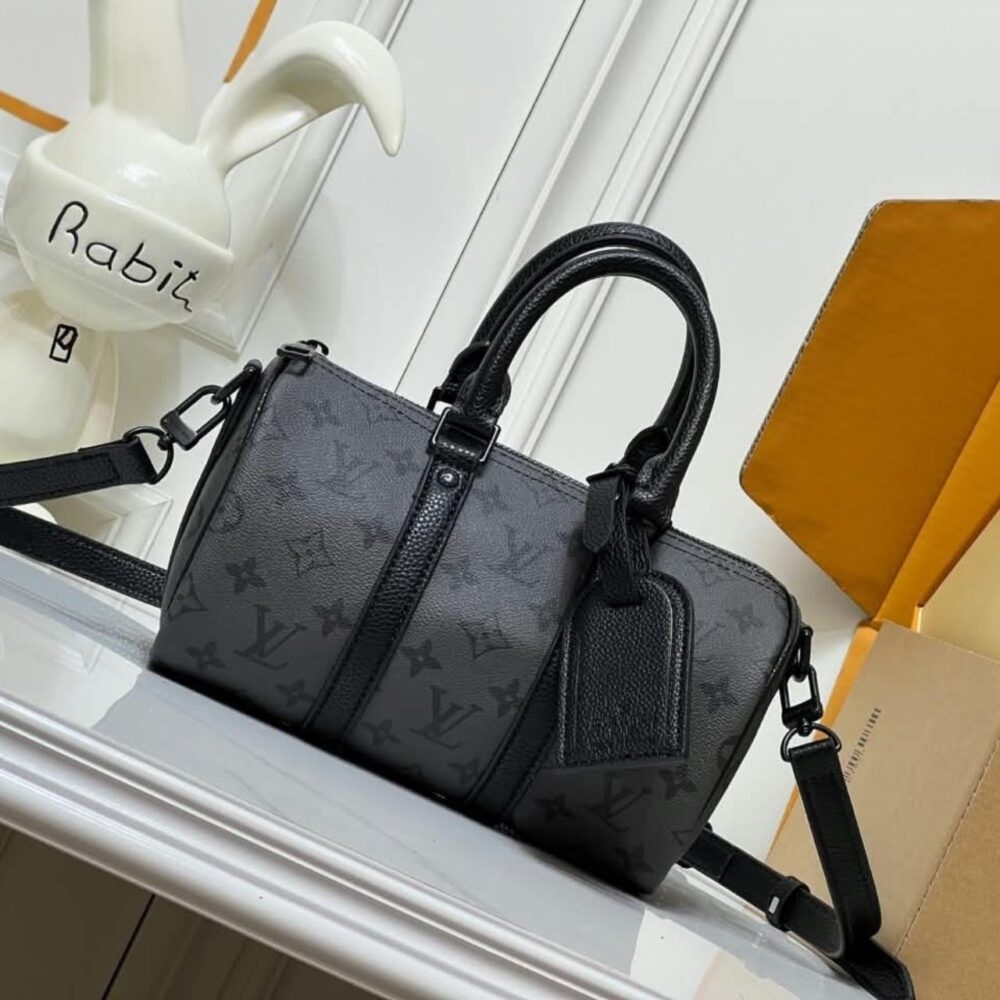 Alternative view of Louis Vuitton Keepall Bandouliere 25 Black 25cm