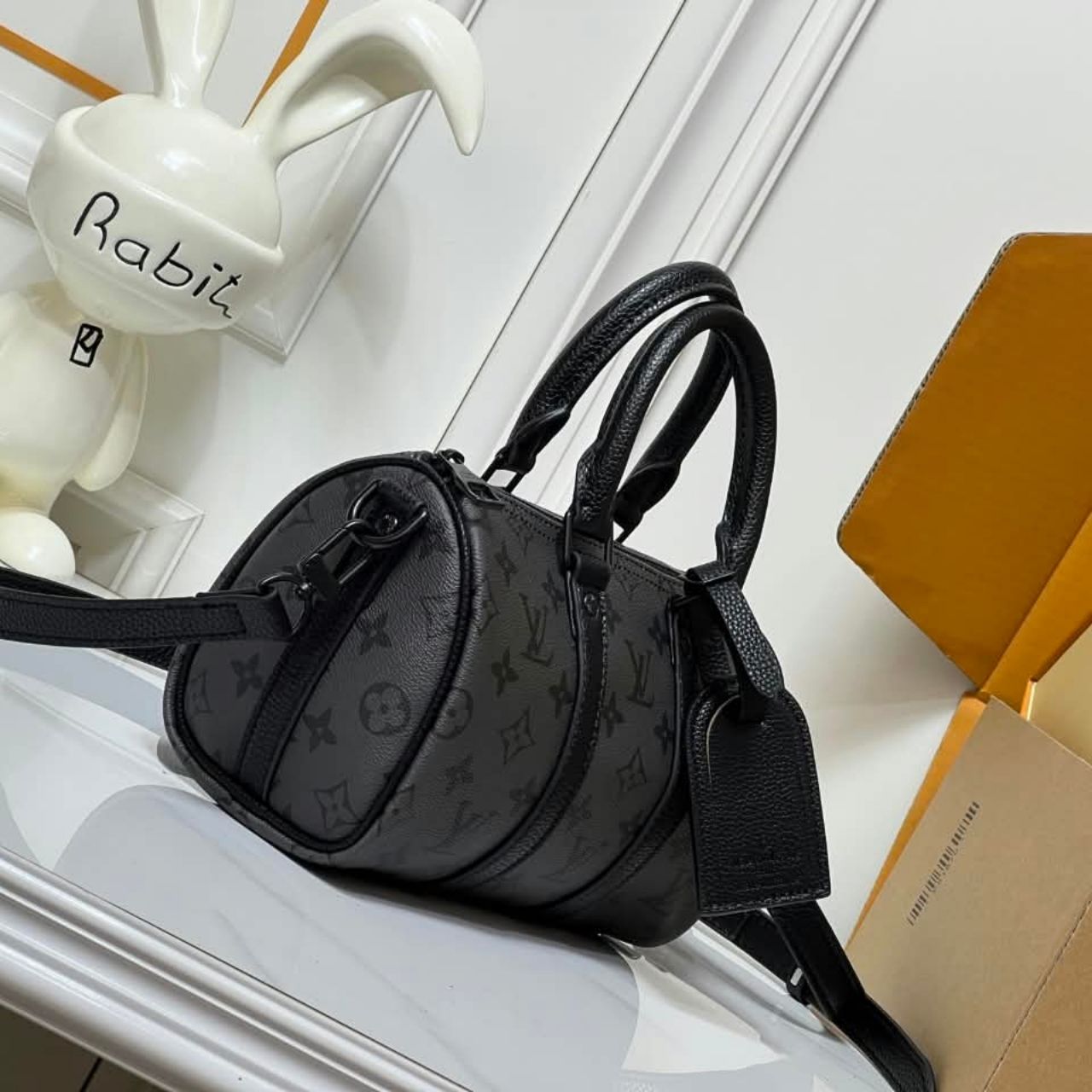 Louis Vuitton Keepall Bandouliere 25 Black 25cm - Image 6