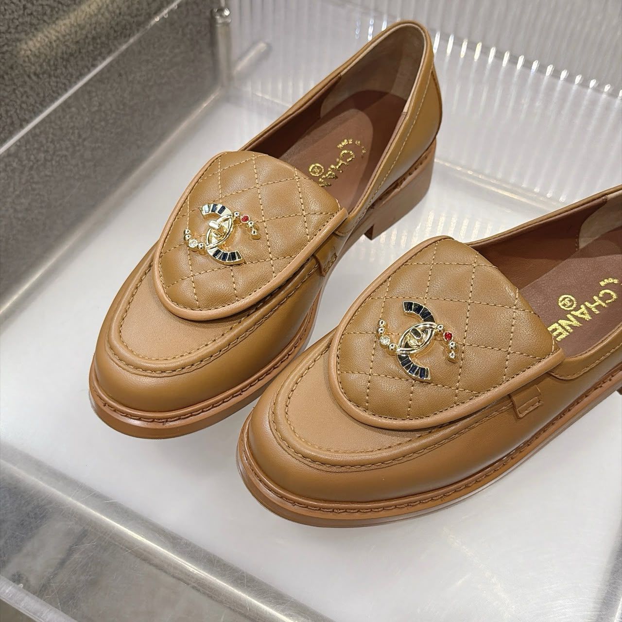 Chanel Quilted CC Turnlock Loafers Beige - Image 5