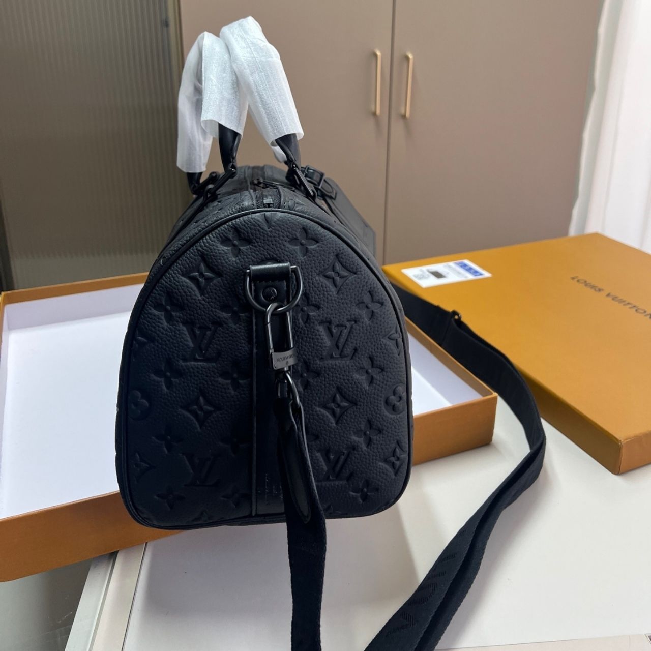 Louis Vuitton Keepall Bandouliere 35 Monogram Embossed Taurillon 35cm - Image 8