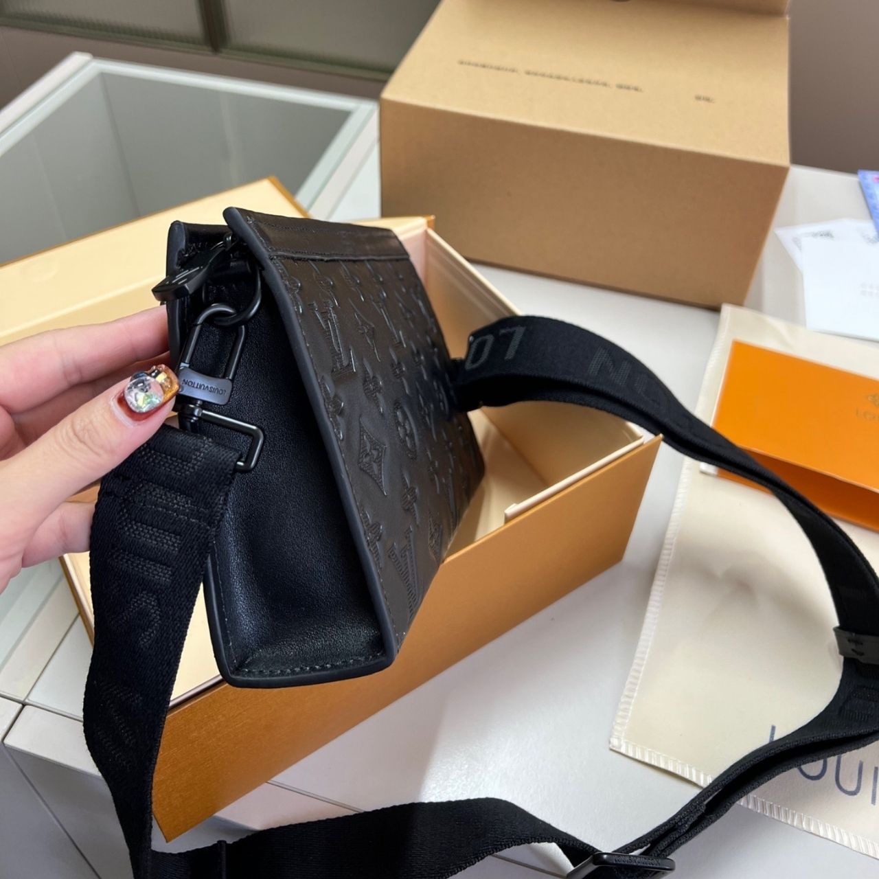 Louis Vuitton Gaston Wearable Wallet Monogram Shadow 21cm M81115 - Image 9