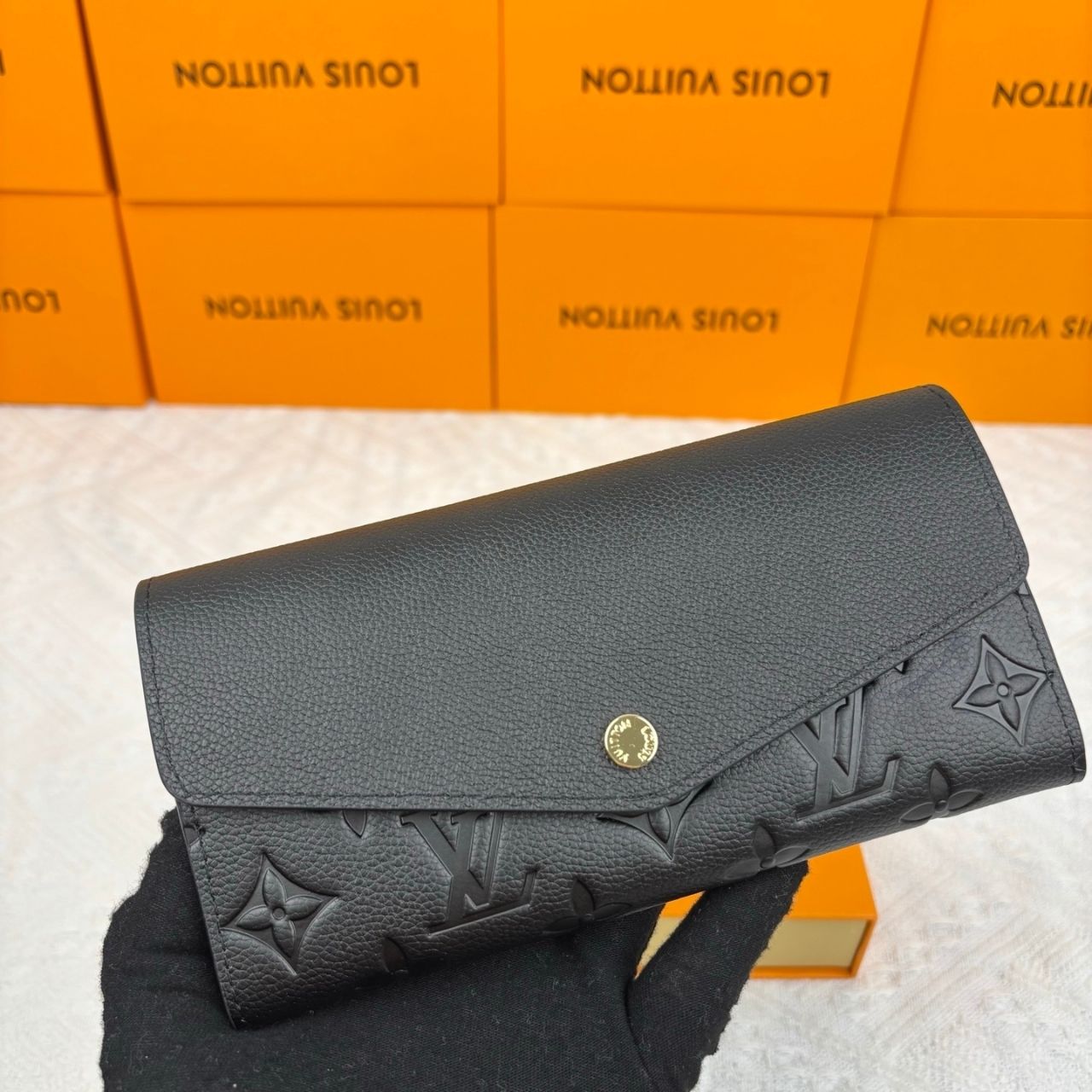 Louis Vuitton Sarah Wallet Monogram Empreinte Black 19cm - Image 8