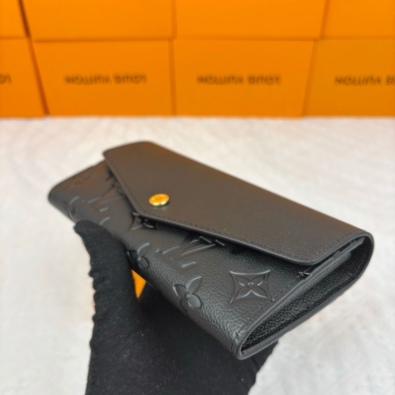 Louis Vuitton Sarah Wallet Monogram Empreinte Black 19cm - Image 7