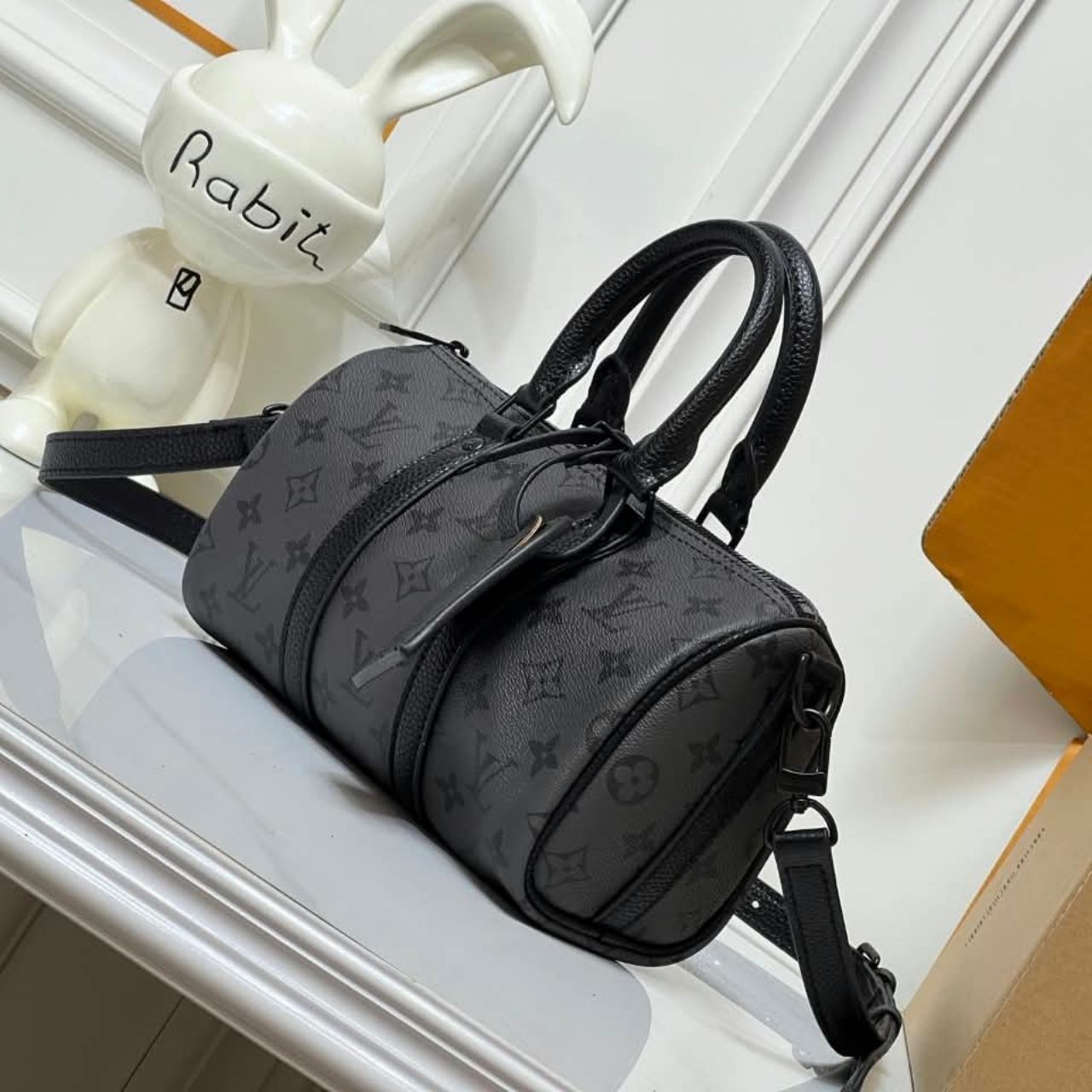 Louis Vuitton Keepall Bandouliere 25 Black 25cm - Image 3