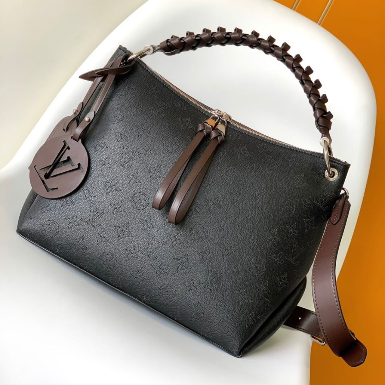 Prestige Edition – Louis Vuitton Beaubourg Hobo MM Black 32cm - Image 2