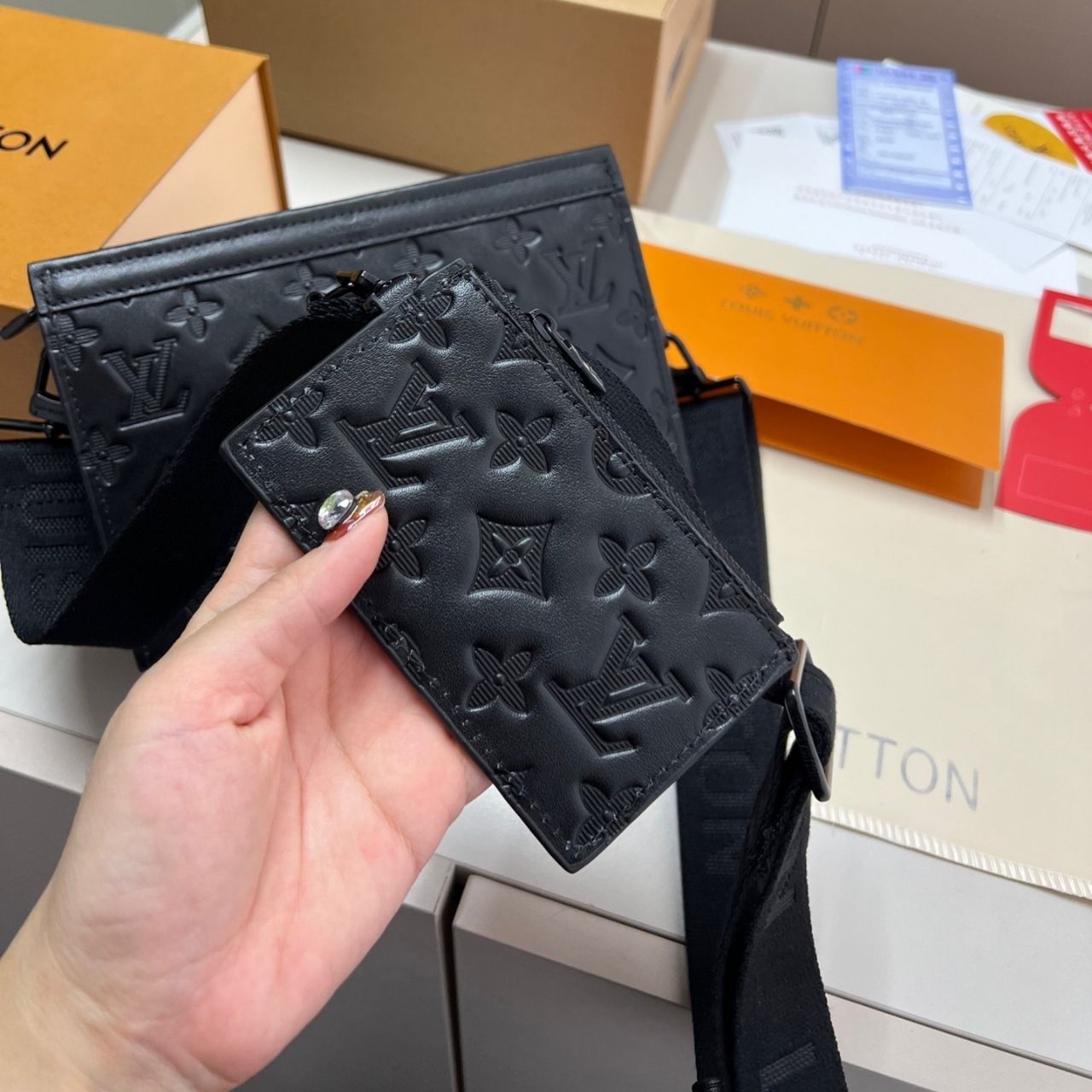 Louis Vuitton Gaston Wearable Wallet Monogram Shadow 21cm M81115 - Image 5