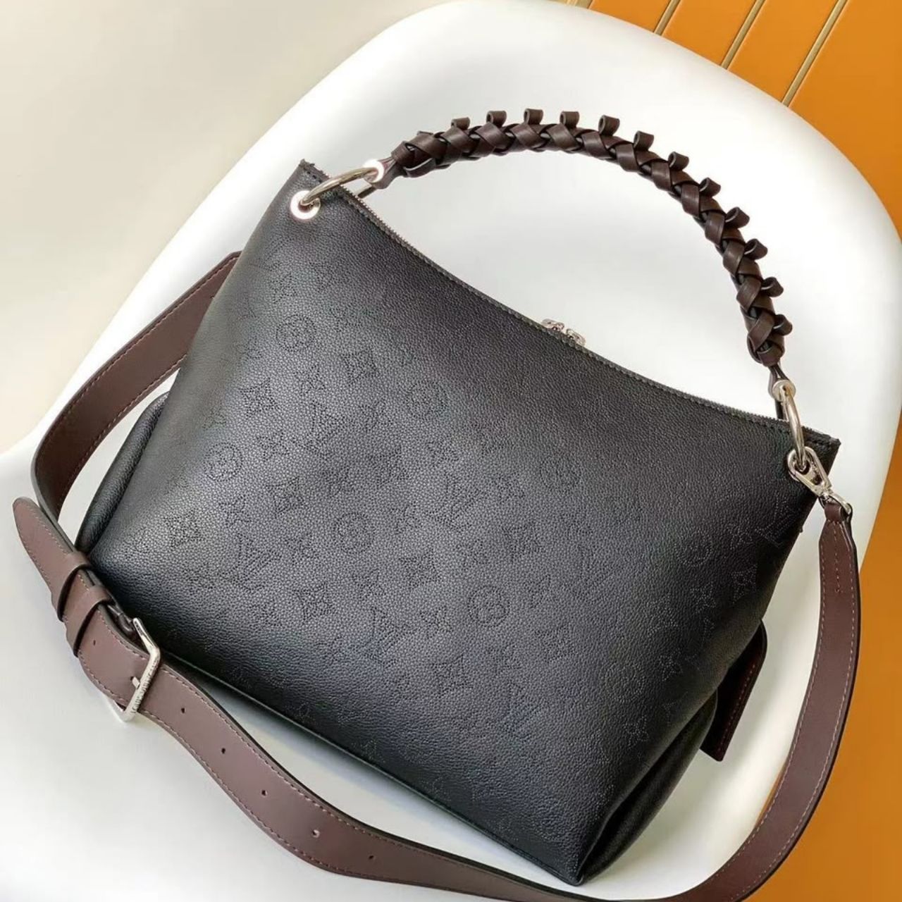 Prestige Edition – Louis Vuitton Beaubourg Hobo MM Black 32cm - Image 3