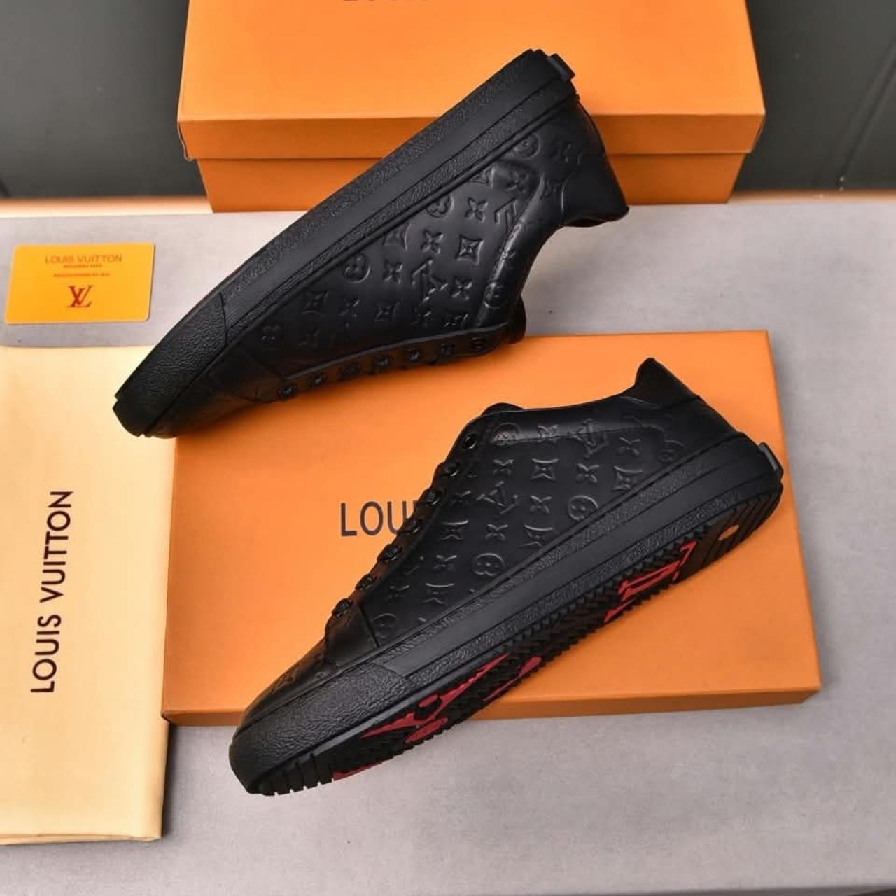 Louis Vuitton Beverly Hills Sneaker Black - Image 10