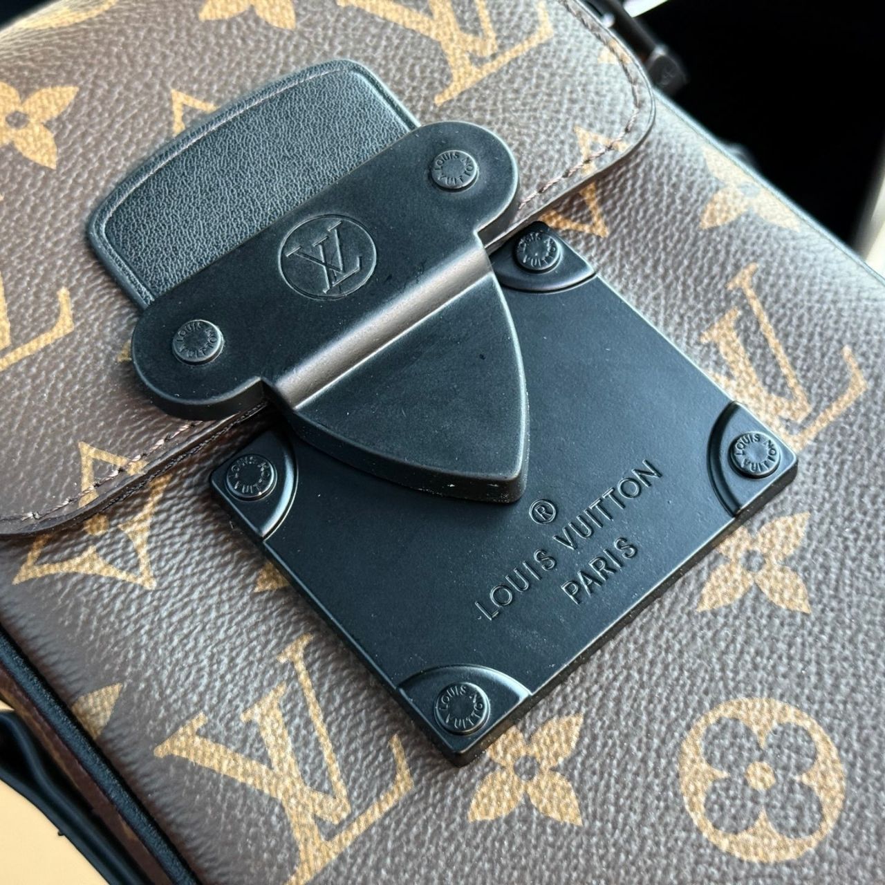 Louis Vuitton S-Lock Vertical Wearable Wallet Monogram Macassar 12cm M81522 - Image 8
