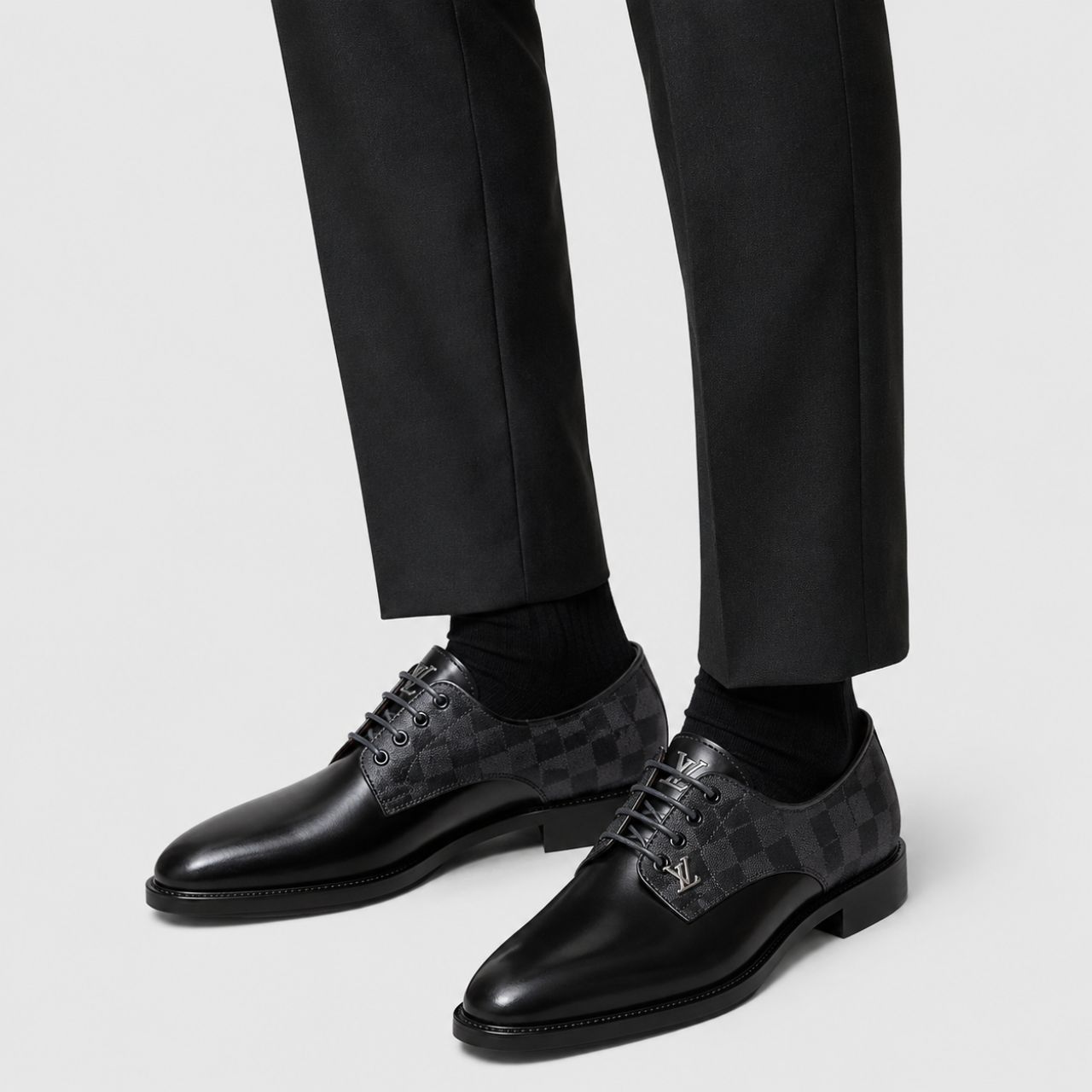 Louis Vuitton Damier Graphite Leather Derby Shoes Black - Image 2