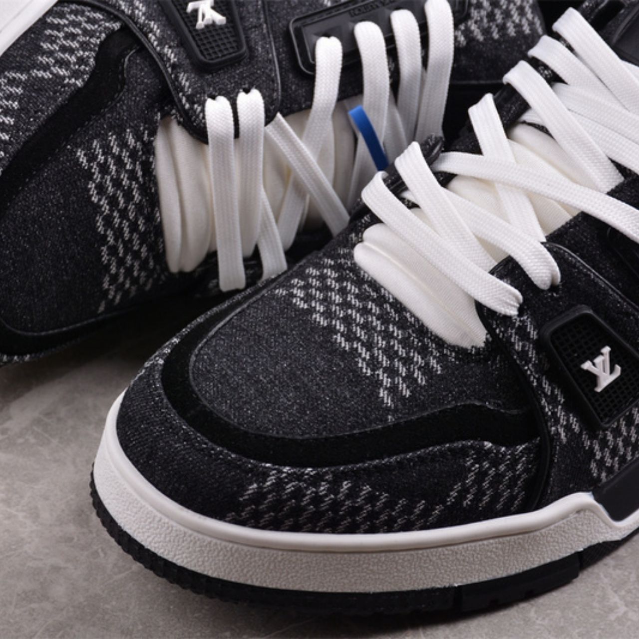 Louis Vuitton LV Trainer Sneakers Black 1AD6E6 - Image 11