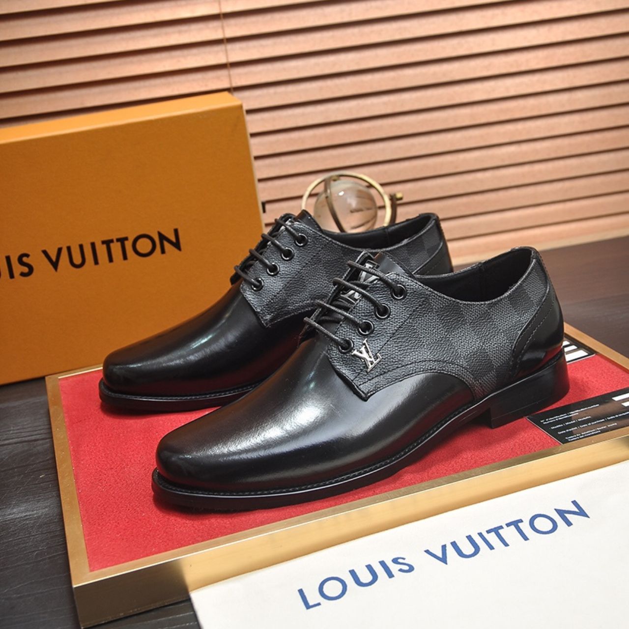 Louis Vuitton Damier Graphite Leather Derby Shoes Black - Image 4