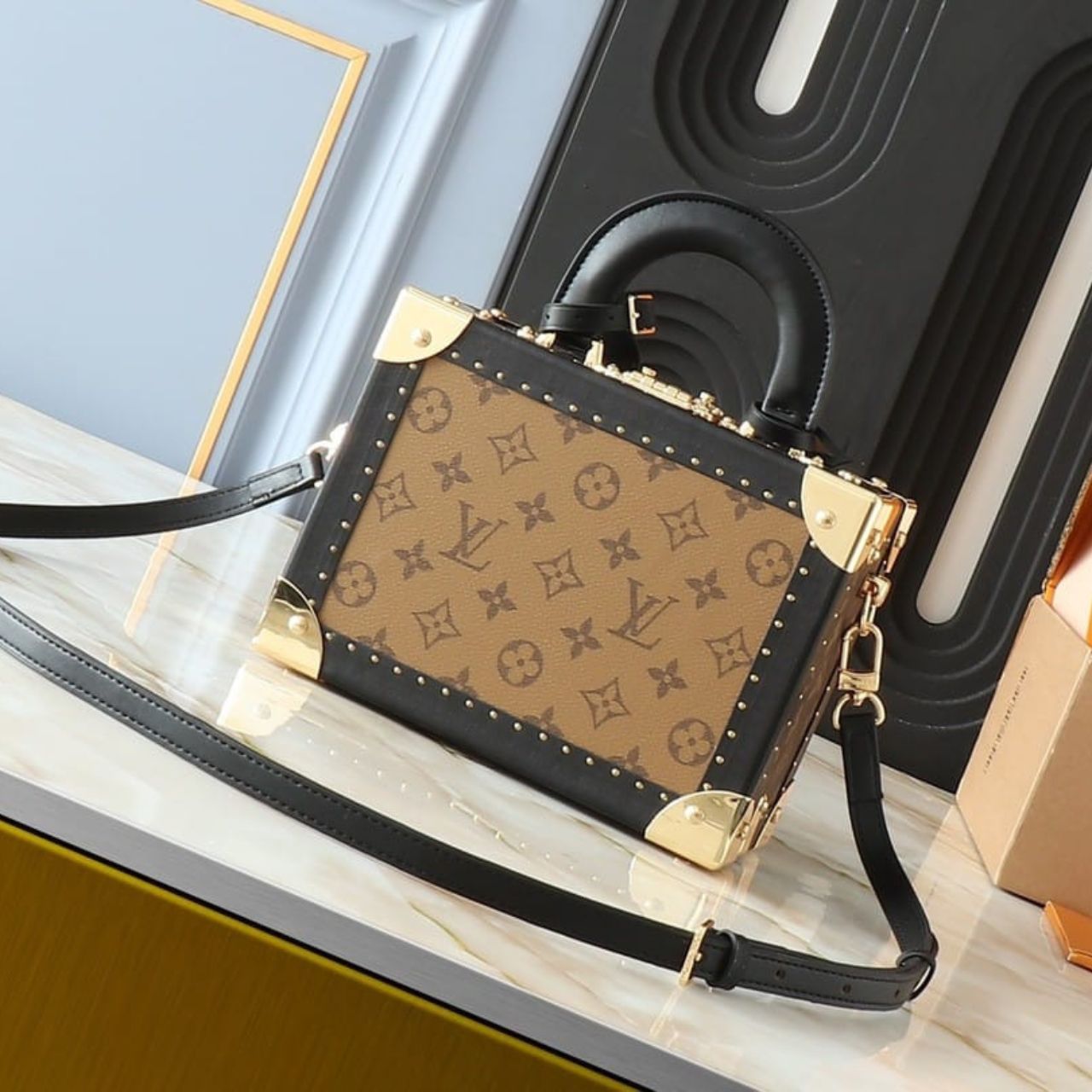 Louis Vuitton Petite Valise Monogram Reverse 22.5cm M47164 - Image 4