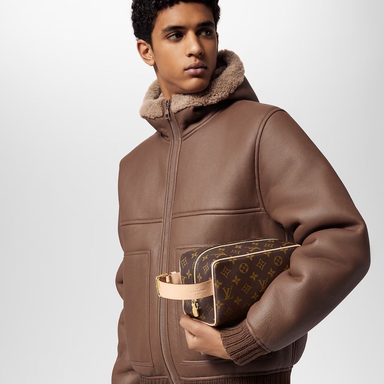 Louis Vuitton Locker Dopp Kit Monogram 23cm M83112 - Image 2