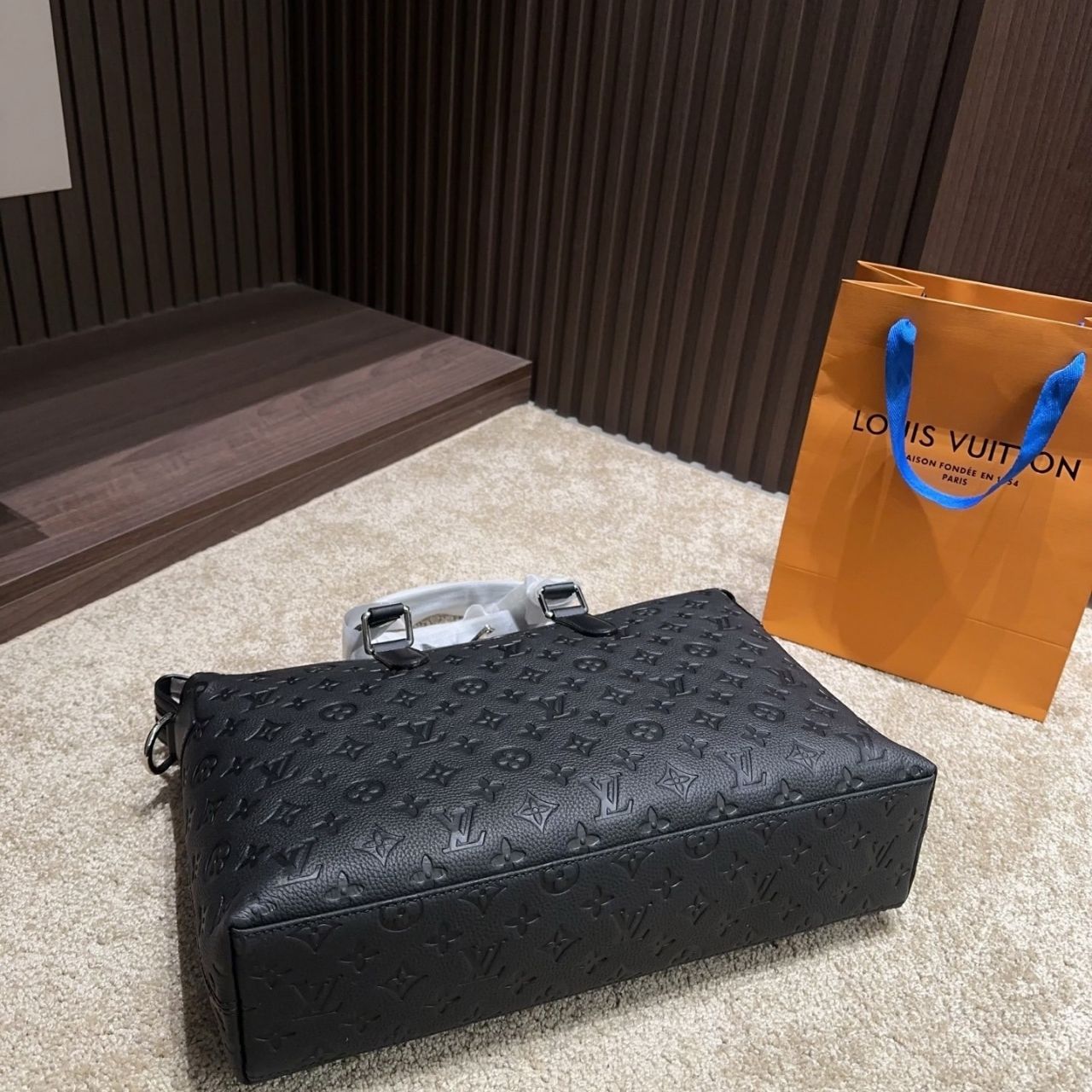Louis Vuitton Briefcase Monogram Shadow Black 38cm - Image 5