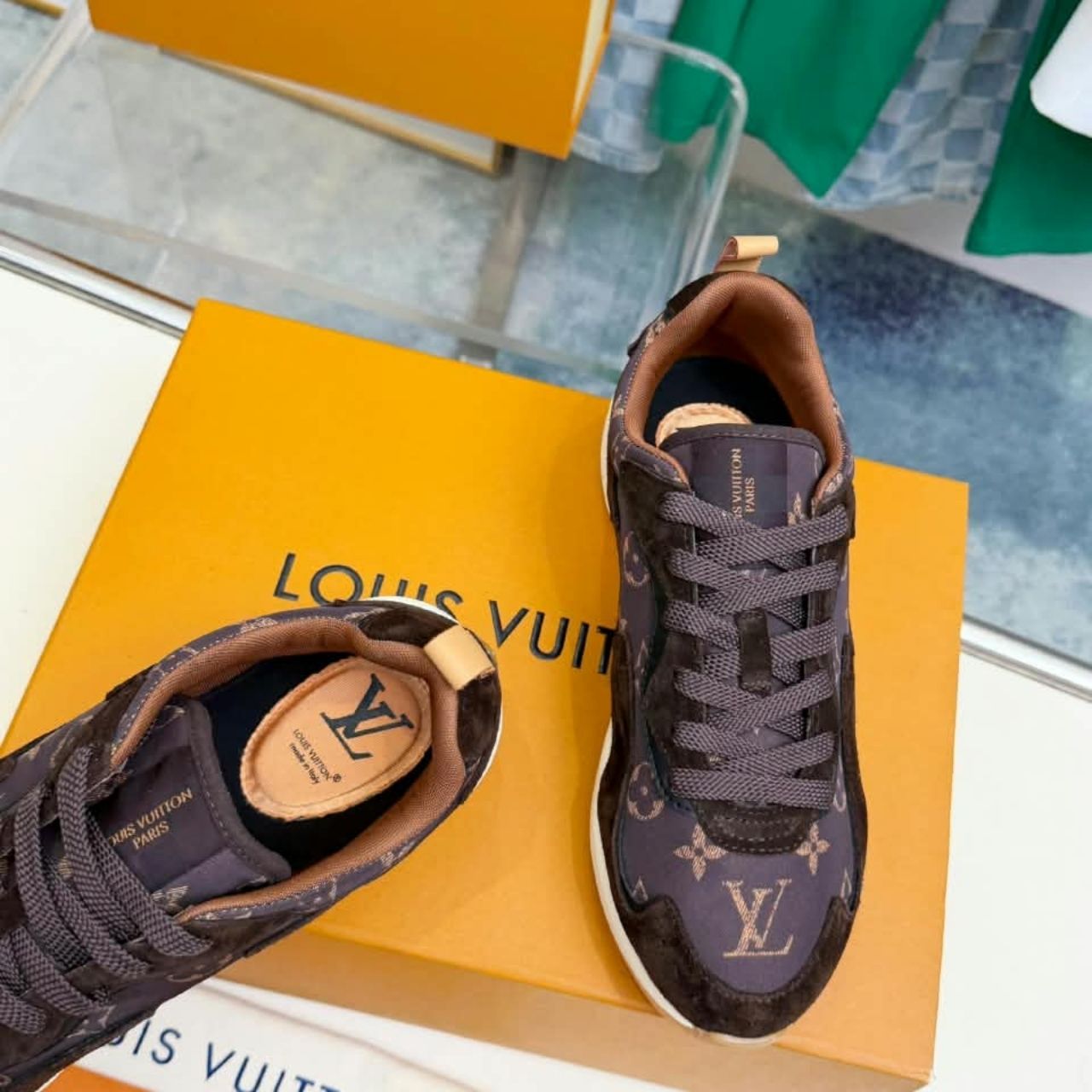 Louis Vuitton Drop 300 Sneaker Brown - Image 9