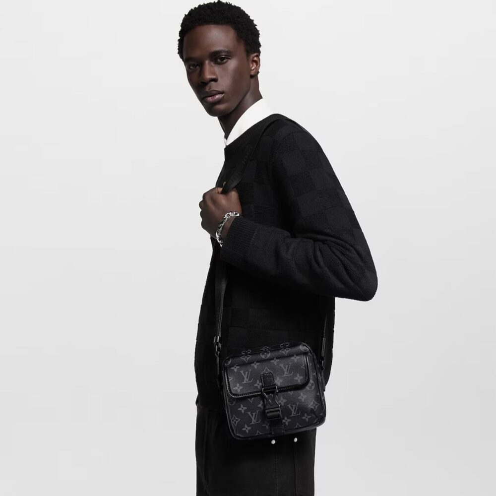 Alternative view of Louis Vuitton Getaway Messenger Monogram Eclipse 20cm M12518