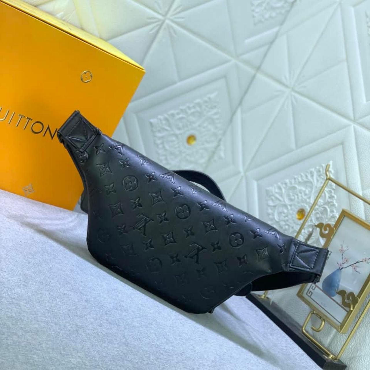 Louis Vuitton Rush Bumbag Black Monogram Shadow 30cm M47058 - Image 4