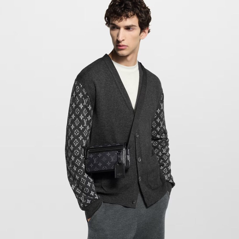 Alternative view of Louis Vuitton Bosphore Wearable Wallet Monogram Eclipse 19cm M12599