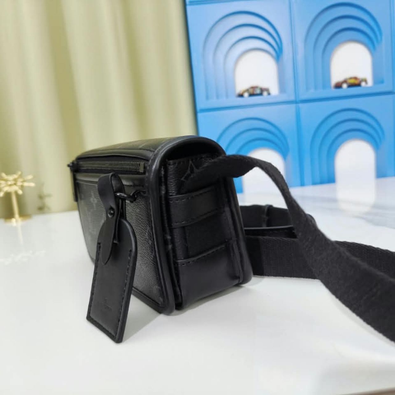 Louis Vuitton Bosphore Wearable Wallet Monogram Eclipse 19cm M12599 - Image 4