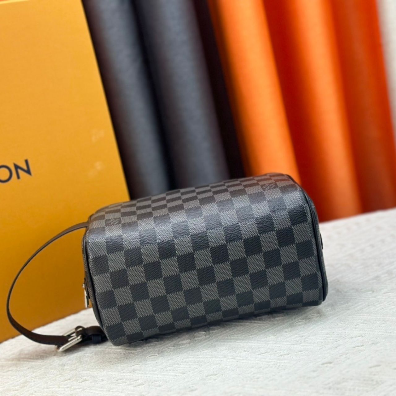 Louis Vuitton Locker Dopp Kit Damier Graphite Black 23cm - Image 7