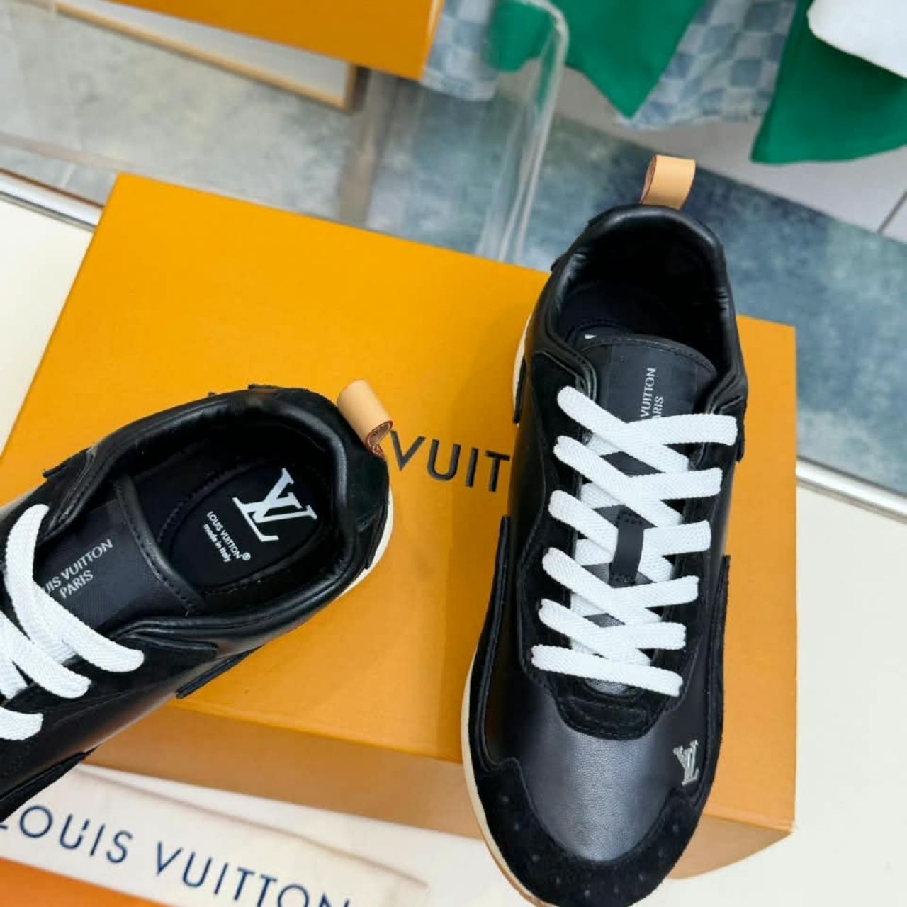 Louis Vuitton LV Drop 300 Sneaker Black 1AKQRW - Image 3