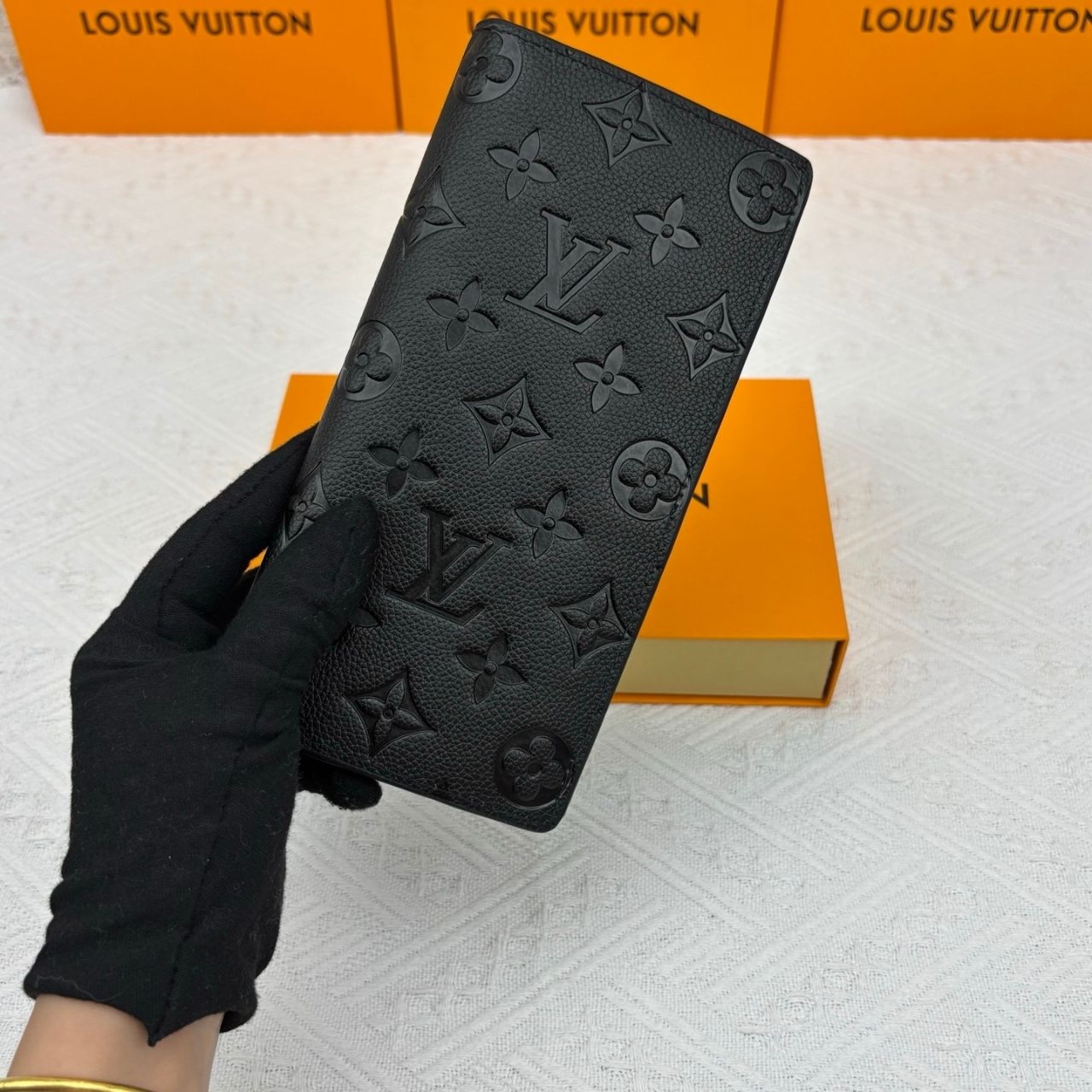 Louis Vuitton Brazza Wallet Monogram Shadow 19cm M62900 - Image 7