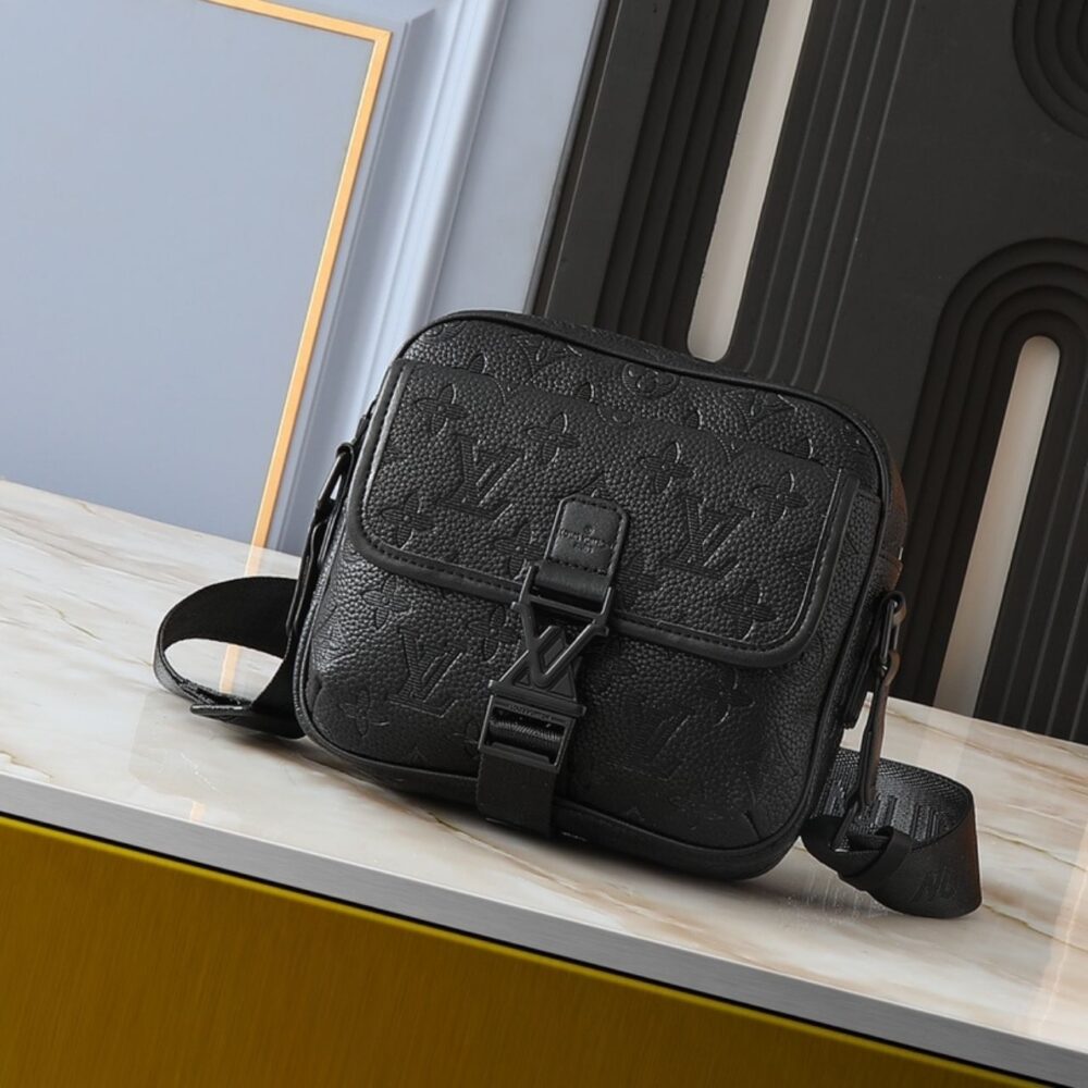 Alternative view of Louis Vuitton Getaway Messenger Monogram Shadow Embossed Black 20cm M12516