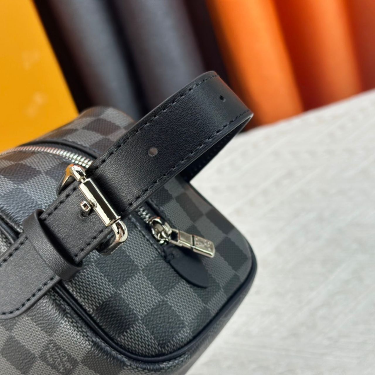 Louis Vuitton Locker Dopp Kit Damier Graphite Black 23cm - Image 9