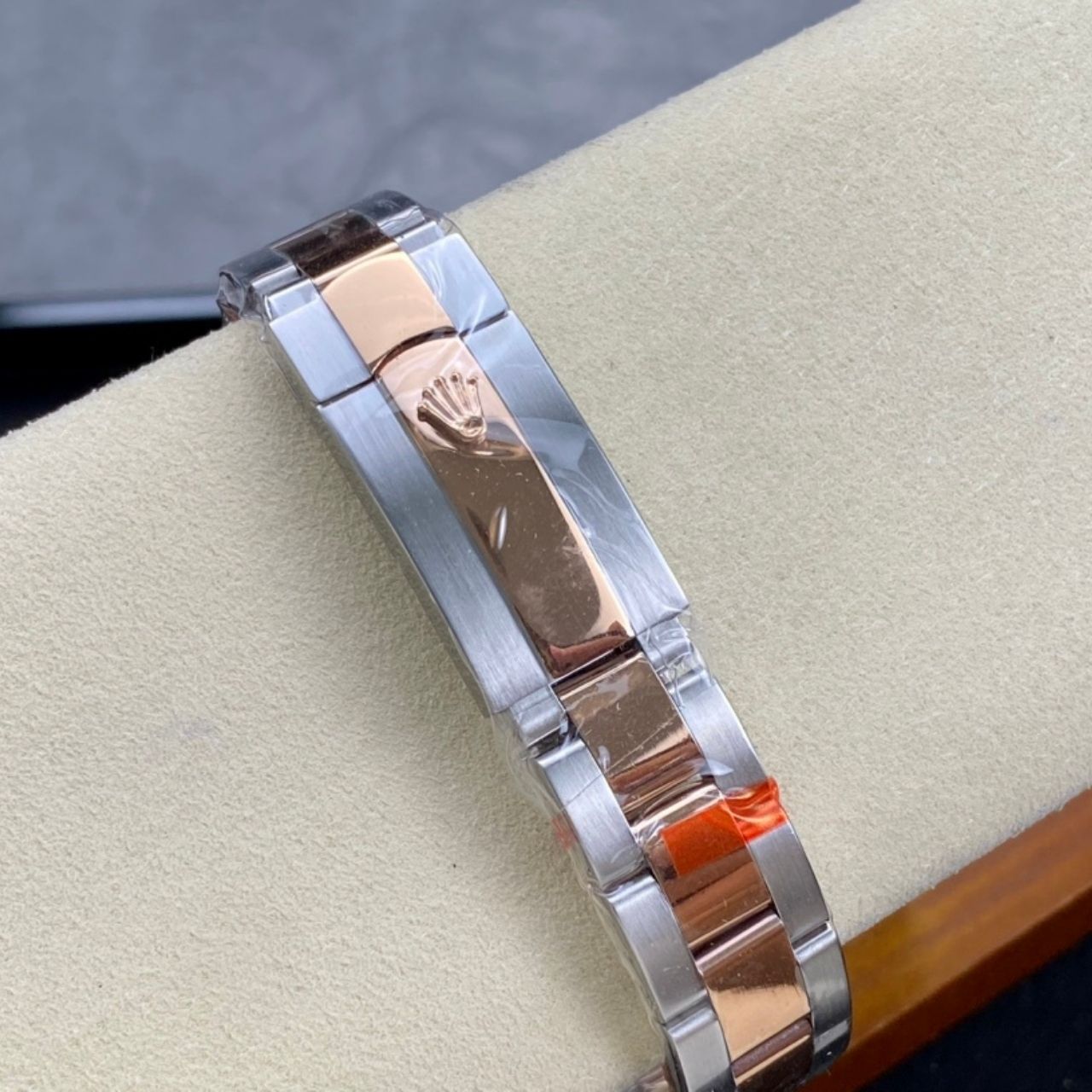 Rolex Datejust 31 Silver Rose Gold Geometric Dial Watch 31mm - Image 8