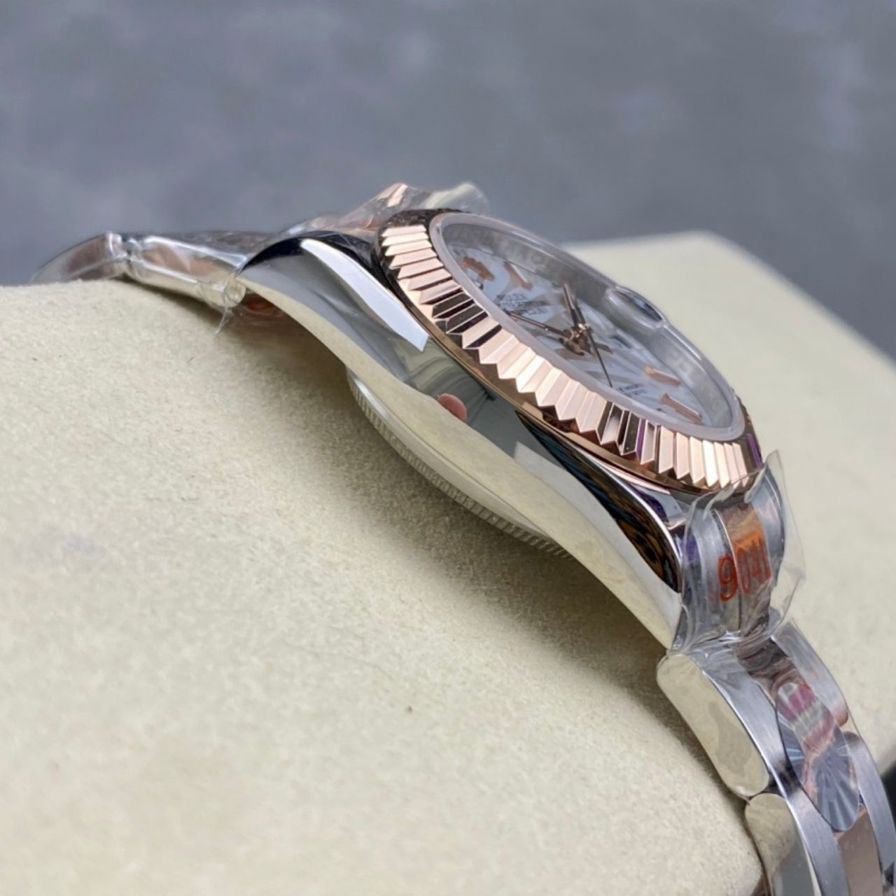 Rolex Datejust 31 Silver Rose Gold Geometric Dial Watch 31mm - Image 6